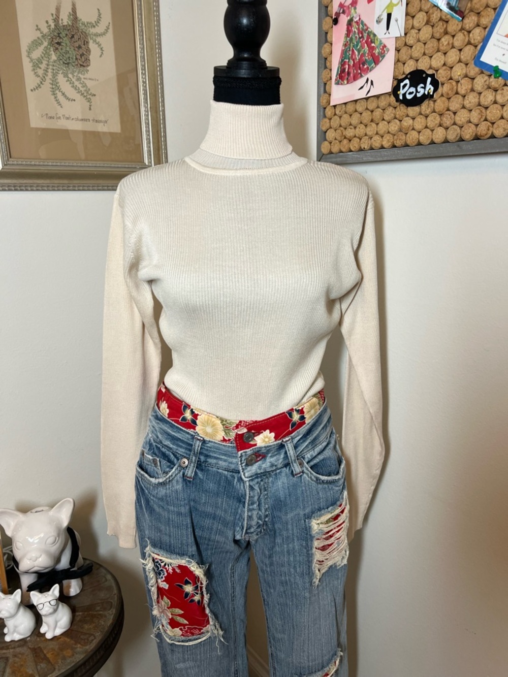 Cream Long-Sleeve 100% Silk Ribbed Turtleneck Top Sz.L